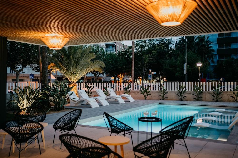 Monica Hotel Cambrils Exterior foto